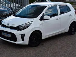 Weiß Gebraucht 2017 Kia Picanto 2 Kleinwagen | 7.990 € (Fairer Preis)