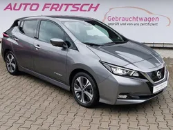 Grau Gebraucht 2019 Nissan Leaf Tekna Kleinwagen | 13.890 € (Etwas zu teuer)