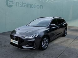 Grau Gebraucht 2024 Ford Focus ST-Line X Kombi | 28.249 € (Fairer Preis)