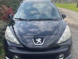 Schwarz Gebraucht 2008 Peugeot 207 Kleinwagen | 2.700 € (Etwas zu teuer)