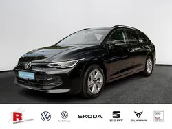 Gebraucht 2024 VW Golf VIII Life Kombi | 26.990 € (Fairer Preis)