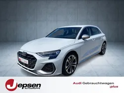 Gletscherweiß metallic (metallic) Gebraucht 2024 Audi S3 Ambiente Limousine | 44.880 € (Fairer Preis)
