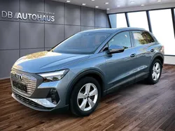 Blau Gebraucht 2023 Audi Q4 e-tron SUV | 29.450 € (Guter Preis)