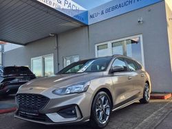 Grau Gebraucht 2019 Ford Focus ST-Line Kombi | 15.299 € (Fairer Preis)