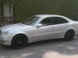 Silber Gebraucht 2006 Mercedes E280 Limousine | 11.000 € (Teuer)