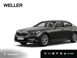 Sophistograu (grau) Gebraucht 2024 BMW 520 Comfort Edition Limousine | 51.550 € (Superpreis)