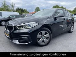 Schwarz Gebraucht 2023 BMW 118 Advantage Kleinwagen | 22.650 € (Fairer Preis)