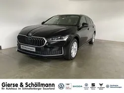 Schwarz Neu 2024 Skoda Superb Selection Kombi | 35.850 € (Fairer Preis)