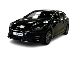 Schwarz Neu 2025 Kia Ceed GT-Line Limousine | 29.989 € (Guter Preis)