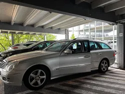 Silber Gebraucht 2006 Mercedes 320 Kombi | 4.950 €