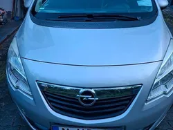 Grau Gebraucht 2012 Opel Meriva S Van / Kleinbus | 3.250 € (Guter Preis)