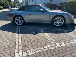 Grau Gebraucht 2005 Porsche 911 Carrera Cabriolet Cabrio | 59.900 € (Etwas zu teuer)