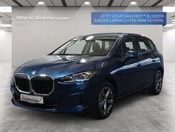 Blau Gebraucht 2024 BMW 220 Active Tourer Luxury Line Van / Kleinbus | 32.400 € (Fairer Preis)