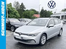 Silber Gebraucht 2023 VW Golf VIII Life Kombi | 24.990 € (Fairer Preis)