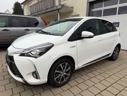 Super (pure) white ii Gebraucht 2019 Toyota Yaris Hybrid Club Kleinwagen | 14.900 € (Fairer Preis)