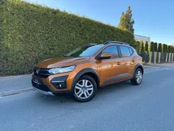 Orange Gebraucht 2022 Dacia Sandero Stepway Kleinwagen | 10.900 € (Guter Preis)