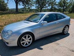 Silber Gebraucht 2007 Mercedes CLC230 Kleinwagen | 4.750 €