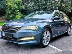 Grau Gebraucht 2020 Skoda Superb Kombi | 25.500 € (Fairer Preis)