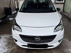 Weiß Gebraucht 2016 Opel Corsa Edition Limousine | 4.200 €