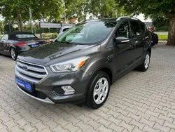Grau Gebraucht 2016 Ford Kuga Business Edition SUV | 10.999 € (Fairer Preis)