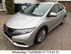 Silber Gebraucht 2013 Honda Civic Lifestyle Limousine | 9.900 € (Fairer Preis)