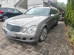 Gold Gebraucht 2006 Mercedes E320 Kombi | 4.000 € (Guter Preis)