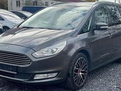 Grau Gebraucht 2016 Ford Galaxy Titanium Van / Kleinbus | 13.700 € (Fairer Preis)