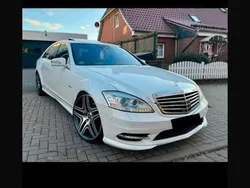 Weiß Gebraucht 2010 Mercedes S350 AMG Limousine | 13.999 € (Fairer Preis)