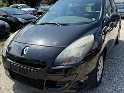 Schwarz Gebraucht 2010 Renault Scénic III Expression Van / Kleinbus | 1.900 € (Guter Preis)