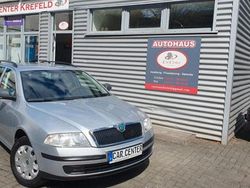 Silber Gebraucht 2012 Skoda Octavia Family Kombi | 3.800 € (Etwas zu teuer)