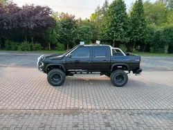 Schwarz Gebraucht 1996 Nissan PickUp Abholung | 24.999 €