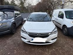 Weiß Gebraucht 2019 Opel Astra Kombi | 8.300 € (Guter Preis)