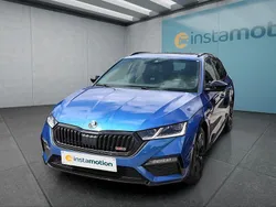 Blau Gebraucht 2023 Skoda Octavia RS Kombi | 34.599 € (Etwas zu teuer)