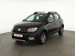 Schwarz Gebraucht 2018 Dacia Sandero Stepway SUV | 11.990 € (Teuer)