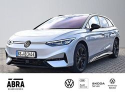 Gelb Gebraucht 2025 VW ID.7 Pro Kombi | 55.880 €