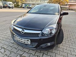 Schwarz Gebraucht 2009 Opel Astra GTC Limousine | 3.699 € (Fairer Preis)