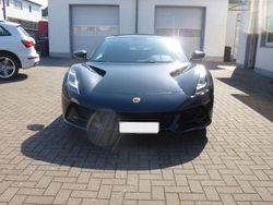 Grau Gebraucht 2023 Lotus Emira Coupé | 89.500 €