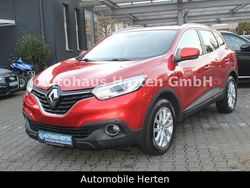 Rot Gebraucht 2015 Renault Kadjar Experience SUV | 8.390 € (Fairer Preis)