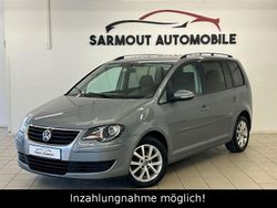 Grau Gebraucht 2009 VW Touran Freestyle Van / Kleinbus | 4.990 € (Fairer Preis)