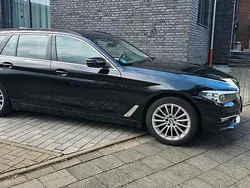 Schwarz Gebraucht 2018 BMW 520 Performance Kombi | 13.990 € (Etwas zu teuer)
