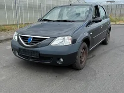 Grau Gebraucht 2007 Dacia Logan Limousine | 1.699 € (Fairer Preis)