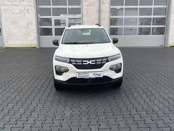 Weiß Gebraucht 2023 Dacia Spring Essentiel Kleinwagen | 12.580 € (Fairer Preis)