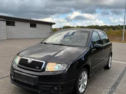 Schwarz Gebraucht 2003 Skoda Fabia vRS Kleinwagen | 3.950 €