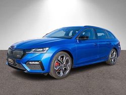 Raceblau metallic Gebraucht 2022 Skoda Octavia RS Kombi | 30.930 € (Etwas zu teuer)