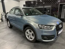 Blau Gebraucht 2011 Audi Q3 SUV | 10.999 € (Fairer Preis)