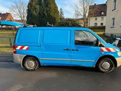 Blau Gebraucht 2002 Mercedes Vito Van / Kleinbus | 2.200 € (Guter Preis)