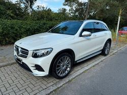 Weiß Gebraucht 2018 Mercedes GLC250 AMG line SUV | 27.700 € (Etwas zu teuer)