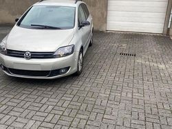 Grau Gebraucht 2012 VW Golf Plus Match Van / Kleinbus | 6.999 € (Guter Preis)