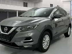 Grau Gebraucht 2021 Nissan Qashqai Tekna SUV | 19.900 € (Fairer Preis)