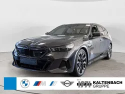 Grau Neu 2025 BMW i5 Performance Limousine | 104.490 €